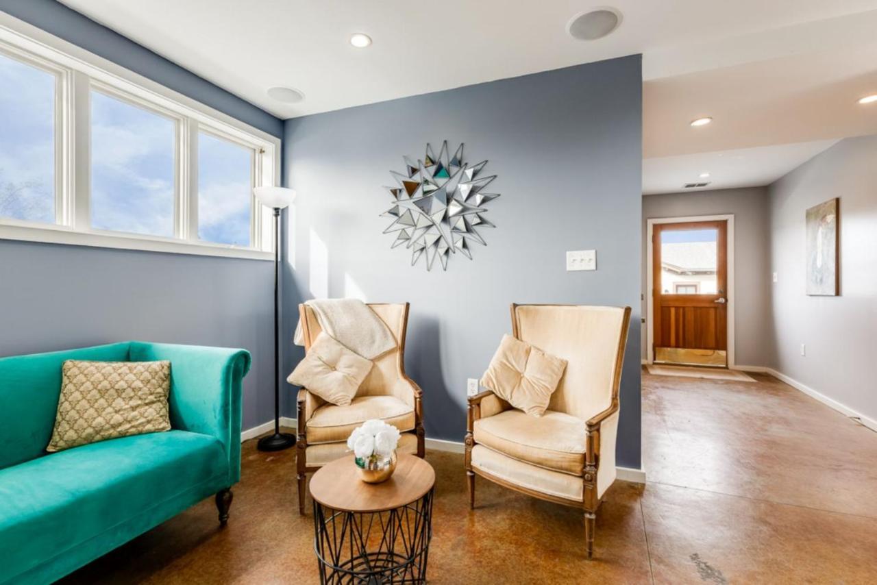 Walk Score 90!!-Historic Downtown District-2 Blocks To Famous Forsyth Park- Huge Private Patio-Private Parking سافانا المظهر الخارجي الصورة